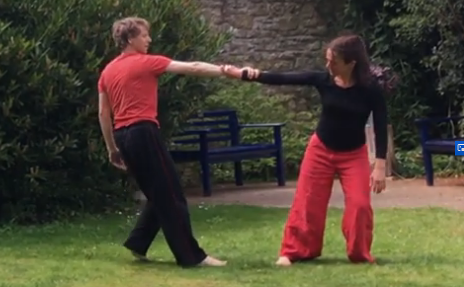 Contra-balance : In-between dance, Andrew Wood and Josephine Dyer at The Turrill Sculpture Garden, Oxford (2019). Photo: Fiona Bennett