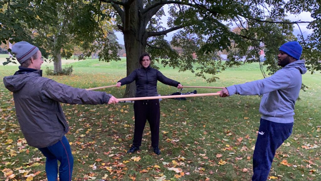 Becoming Gentleness : composition session at Oxford Contact Dance in University Parks, Oxford (UK) on 14 October 2020. Photo: Fiona Bennett.